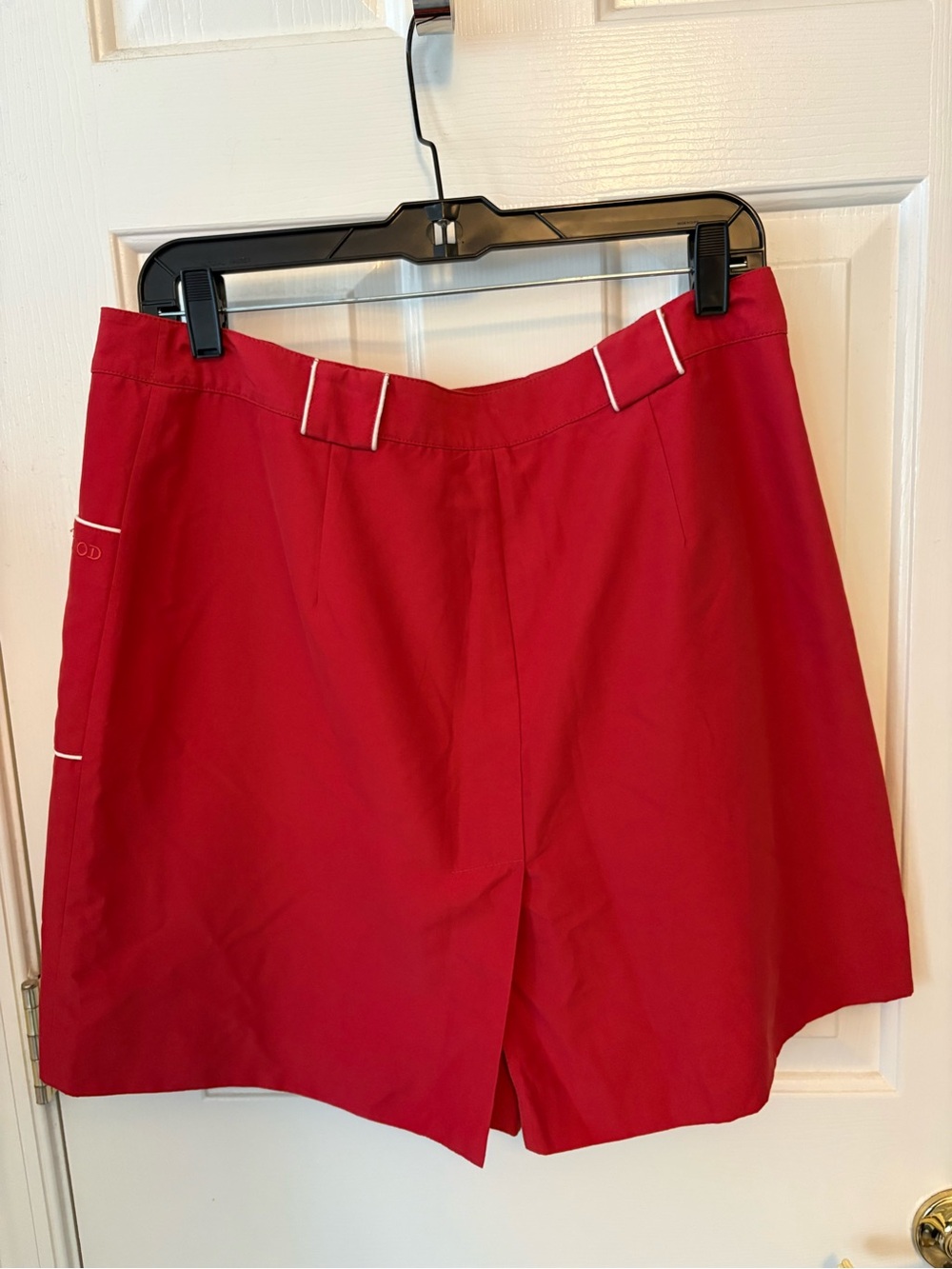 Izod Red Mini Skort with White Trim - Picture 4 of 5